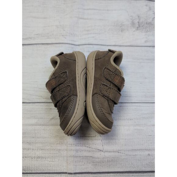 5C Stride Rite Brown Kyle Sneakers - Picture 4 of 9